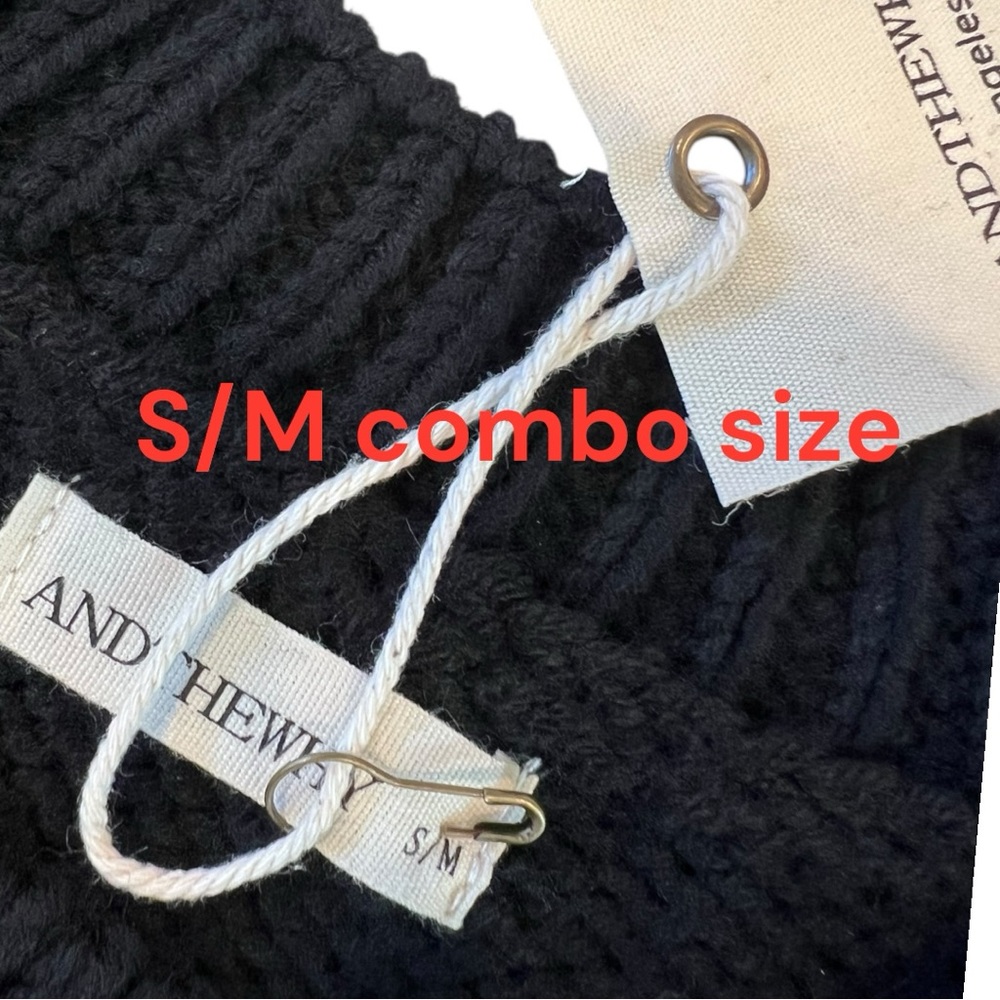 AND THE WHY oversized metallic paint accent sweater
S/M, M/L combo size - Picture 5 of 12
